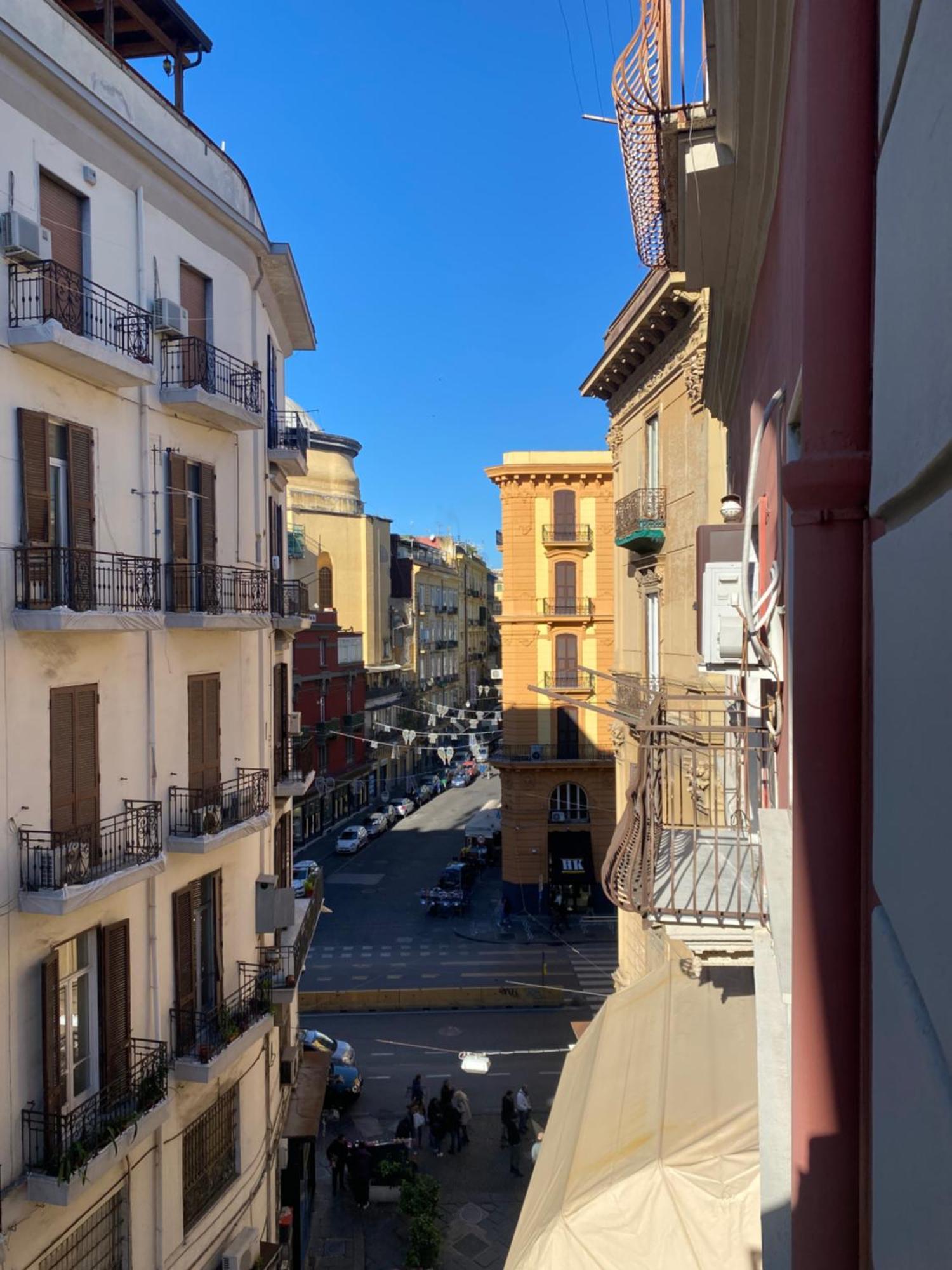 Avolina'S Apartment Napoli Bagian luar foto